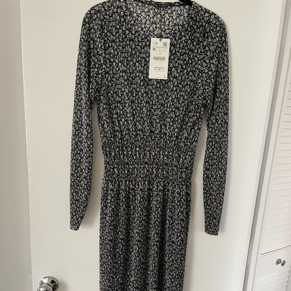 Zara midi dress. New with tags.
